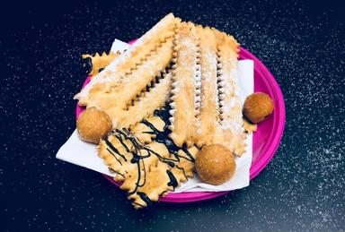 Chiacchiere: a delicious Carvinal sweet treat