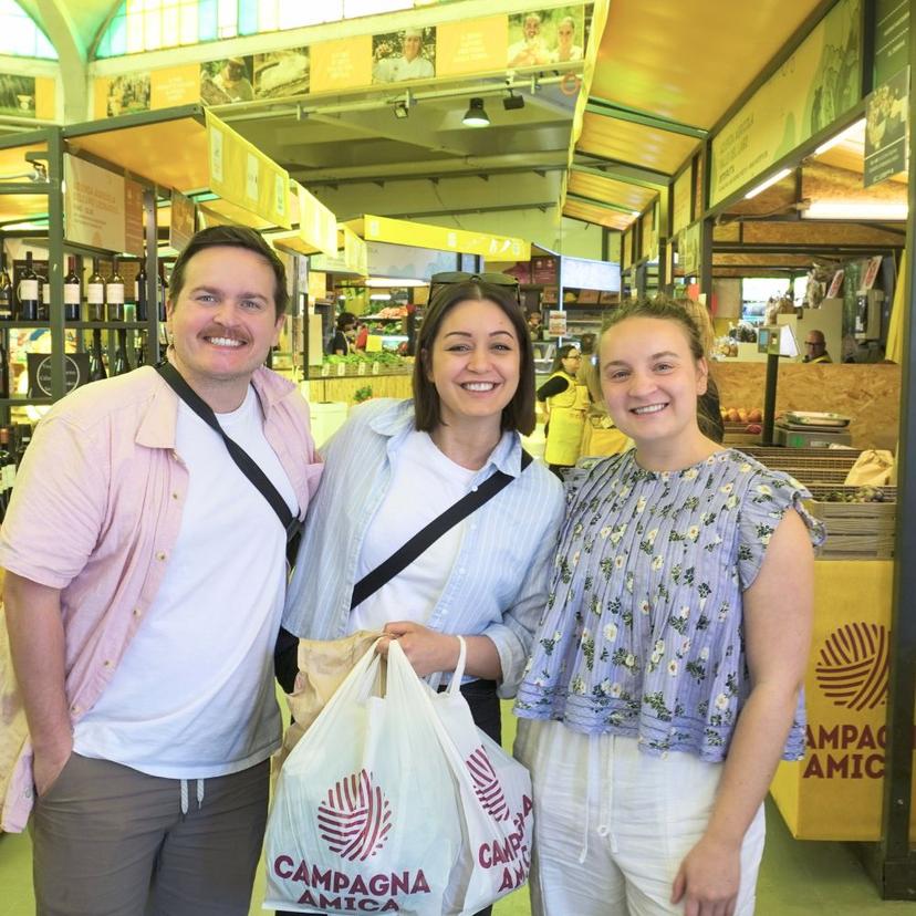 InRome Cooking Chef with guest at Campagna Amica market class