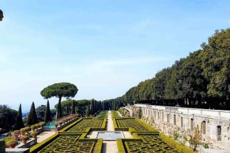 Castel Gandolfo Day Trips from Rome